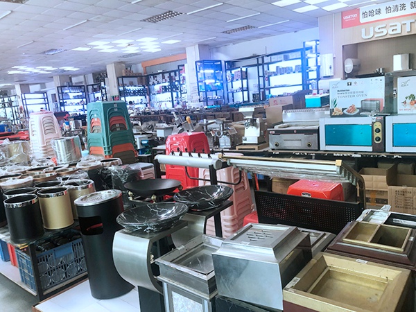 工廠商用廚房設備的保養技巧